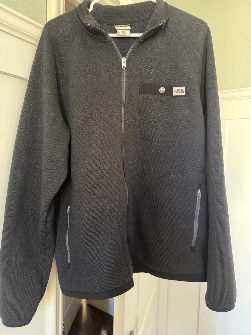 The North Face Men's Black Full-Zip Fleece Jacket- L